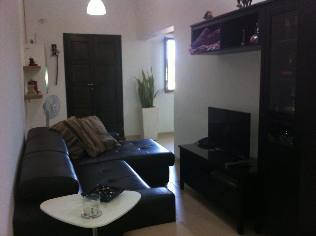 Apartment Genista *